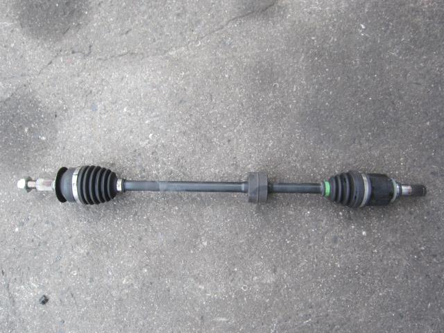 【中古】中古部品 ワゴンR MH34S 右フロントドライブシャフト 【3340240100-202300009042100】