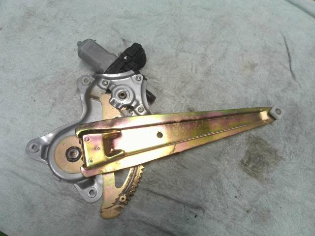 【中古】中古部品 マークX GRX120 左リアドアレギュレータ・モーター 【3310200100-000020399713420】