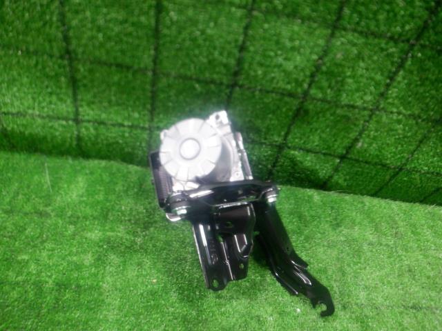 【中古】中古部品 CX−30 DMEP ABSアクチュエーター 【3330420100-231128000142500】