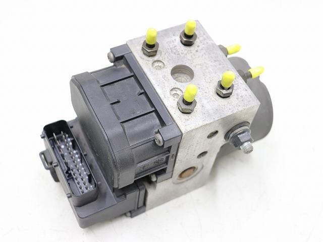 【中古】中古部品 ボルボ 40シリーズ 4B4204W ABSアクチュエーター 【3310070100-000183018042500】