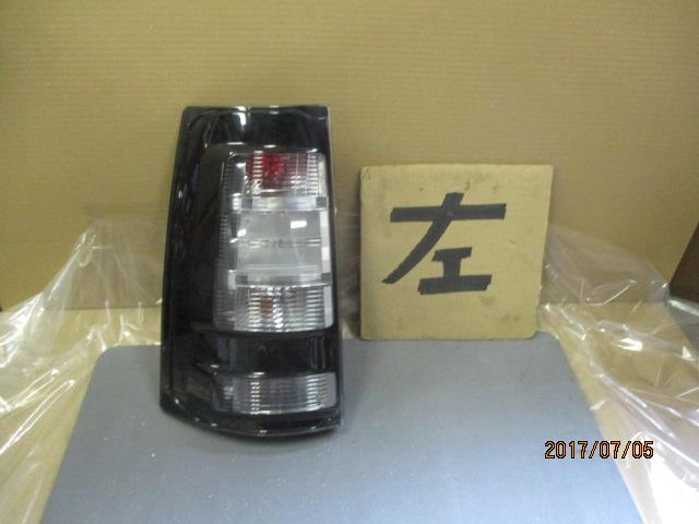 【中古】中古部品 シエンタ NCP81G 左テールランプ 【3331010600-001364327615600】