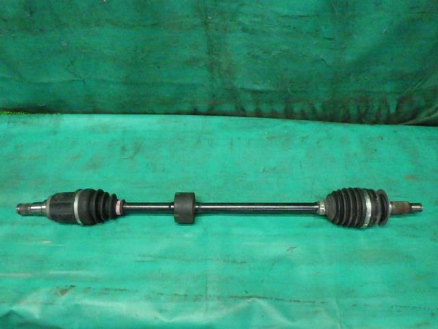 【中古】中古部品 ワゴンR MH44S 右フロントドライブシャフト 【3330990500-231214000542100】