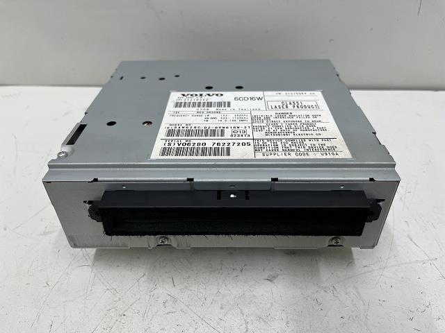 【中古】中古部品 ボルボ 30シリーズ MB5244 オーディオ 【3310070100-0000Y0751961050】