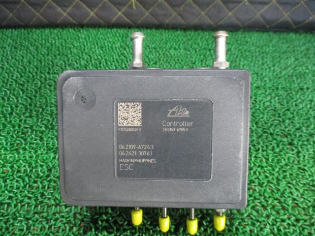 【中古】中古部品 ワゴンR MH34S ABSアクチュエーター 【3330660100-000023330842500】