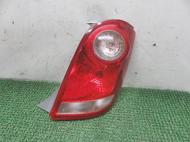 【中古】中古部品 ライフ JC2 右テールランプ 【3330380100-000035047215500】