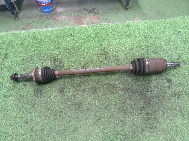 【中古】中古部品 ラクティス NCP105 左リアドライブシャフト 【3310200100-000020422242400】