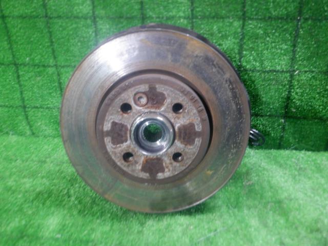 【中古】中古部品 BMW ミニ MF16 左フロントナックルハブ 【3330420100-231219000144340】