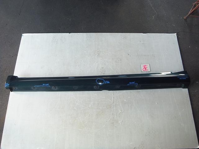 【中古】中古部品 ベンツ Aクラス 169032 左サイドステップ 【3310050100-000193009113800】