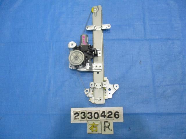 【中古】中古部品 ルークス B44A 右リアドアレギュレータ・モーター 【3310040100-000233042613320】
