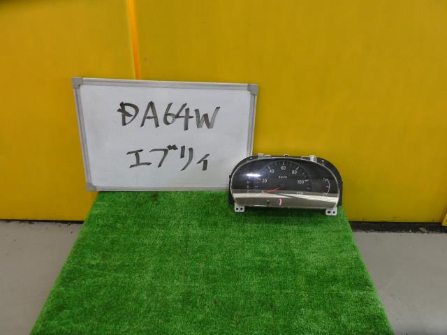 【中古】中古部品 エブリィ DA64W スピードメーター 【3331010600-231011002761400】