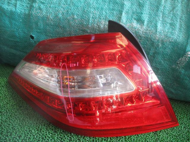 【中古】中古部品 ティアナ J32 左テールランプ 【3500080000-230916000115600】