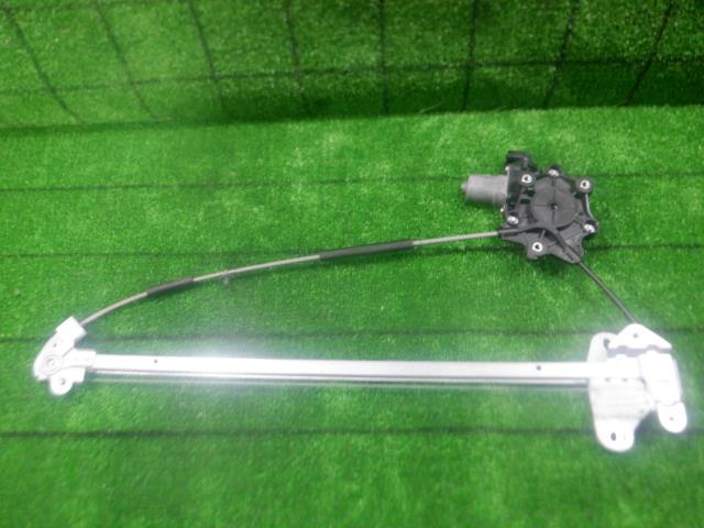 【中古】中古部品 N−BOX JF4 右フロントドアレギュレータ・モーター 【3330420100-240105000113120】
