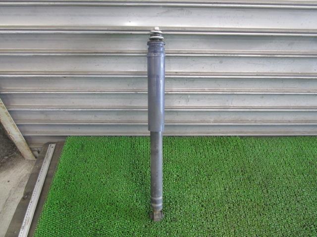 【中古】中古部品 エスティマ AHR20W 右リアストラット 【3330540100-240111000950310】