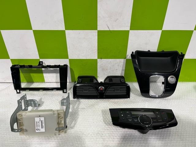 【中古】中古部品 セレナ HFC26 クラスターパネル 【3330530100-000005190470220】
