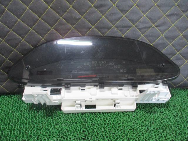 【中古】中古部品 ヴィッツ SCP90 スピードメーター 【3330660100-000023335461400】