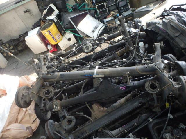 【中古】中古部品 ムーヴ L175S リアアクスルビーム 【3331010800-000021780553500】