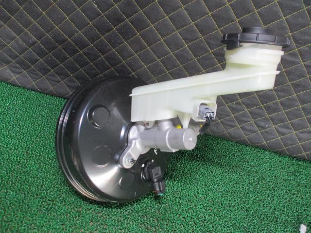 【中古】中古部品 フィット GK4 ブレーキマスター 【3330660100-000023332747160】