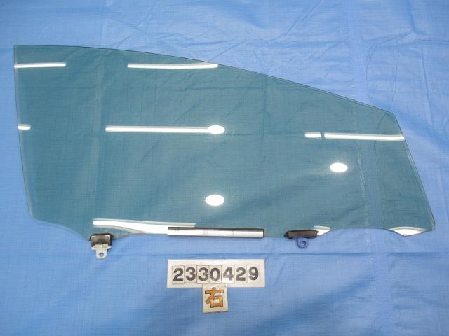 【中古】中古部品 プリウス ZVW35 右フロントドアガラス 【3310040100-000233042913130】