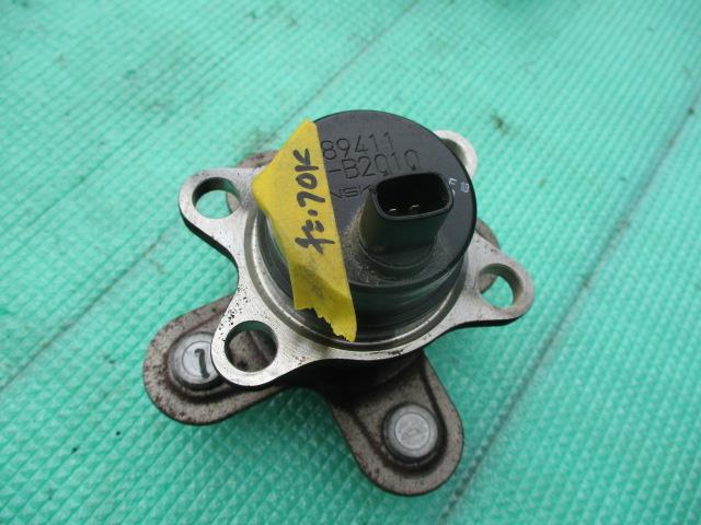 【中古】中古部品 ミラ L250S リアハブ 【3310190100-000233027944470】