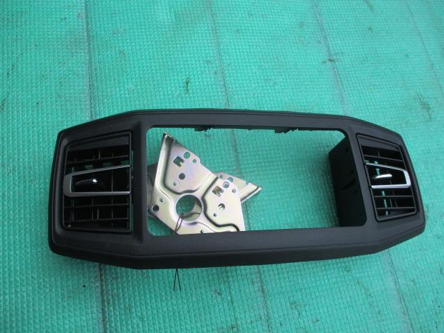 【中古】中古部品 ピクシスエポック LA350A クラスターパネル 【3310190100-000233026770220】