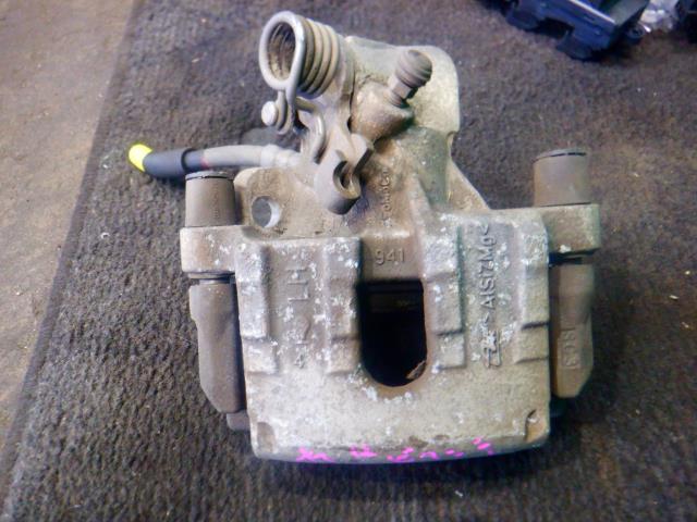 【中古】中古部品 ビアンテ CCEFW 左リアキャリパー 【3340140100-000023498344460】