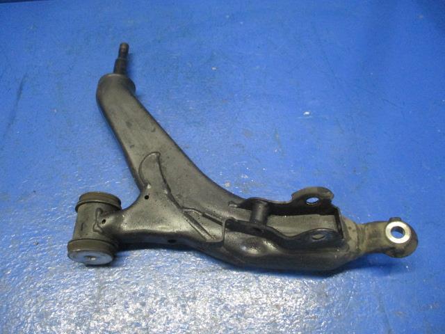 【中古】中古部品 クラウン GRS182 左フロントロアアーム 【3310270100-000014007151740】