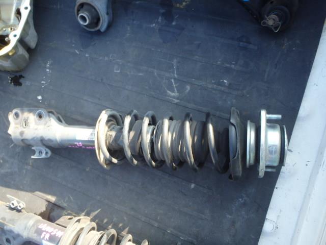 【中古】中古部品 ムーヴ LA100S 左フロントストラット 【3331010800-000021806850200】