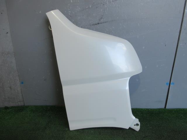 【中古】中古部品 バモス HM1 右フロントフェンダー 【3330560100-240127000410600】