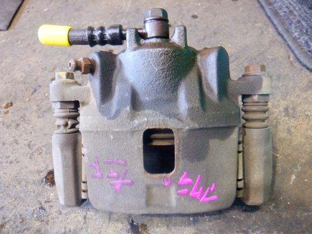 【中古】中古部品 アクティ HA6 左フロントキャリパー 【3340140100-000024018244360】