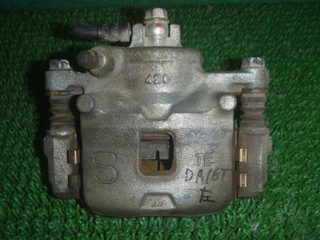 【中古】中古部品 キャリィ DA16T 左フロントキャリパー 【3330370100-000243001344360】