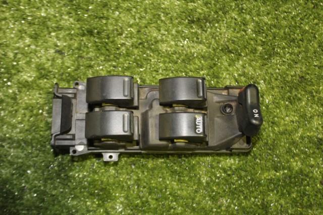 【中古】中古部品 オデッセイ RA2 パワーウインドウスイッチ 【3330950100-000038020261900】