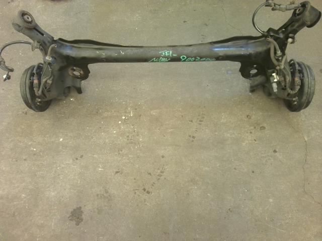 【中古】中古部品 N－BOXスラッシュ JF1 リアアクスルビーム 【3260240000-240206000553500】