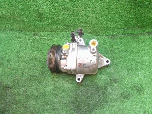 【中古】中古部品 スペーシア MK42S A/Cコンプレッサー 【3260240000-240207000260700】