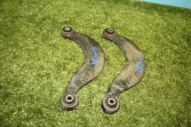 【中古】中古部品 アクセラ BK5P 左リアアッパアーム 【3330950100-000038100451850】