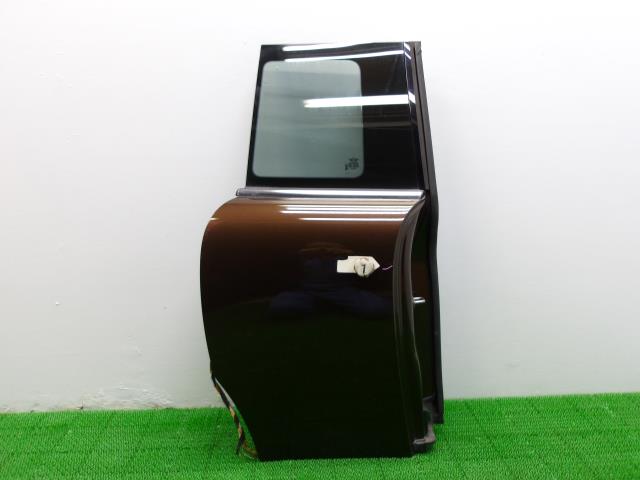 【中古】中古部品 BMW ミニ ZF16 右リアドア 【3310250100-000233034313300】