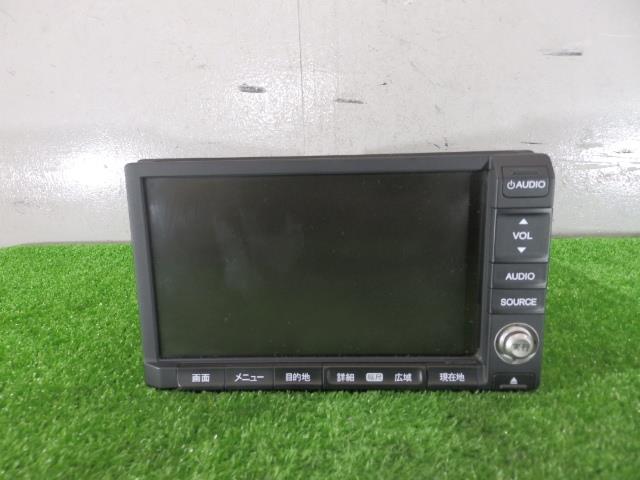 【中古】中古部品 フリードスパイク GP3 カーナビゲーション 【3260250000-000024001161310】