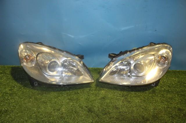 【中古】中古部品 ベンツ Bクラス 245232 左ヘッドランプ 【3330950100-000039041810900】