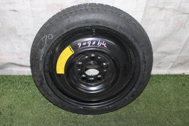 【中古】中古部品 アクセラ BL6FJ スペアタイヤケース 【3330950100-000039060617590】