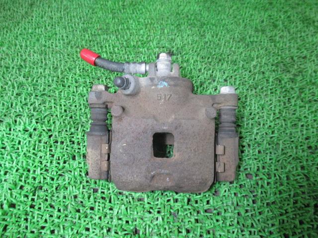 【中古】中古部品 スペーシア MK32S 右フロントキャリパー 【3330540100-240220000244330】