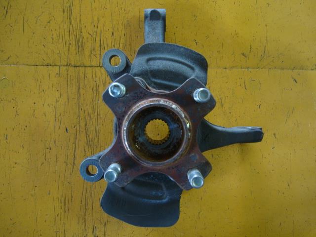 【中古】中古部品 モコ MG33S 左フロントナックルハブ 【3340220100-000224069944340】