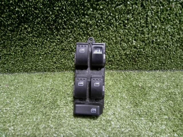 【中古】中古部品 ムーヴ LA150S パワーウインドウスイッチ 【3260300000-240221000361900】