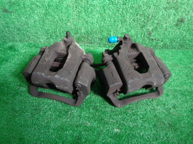 【中古】中古部品 キャンター FE50EB 左フロントキャリパー 【3330160100-000024010944360】