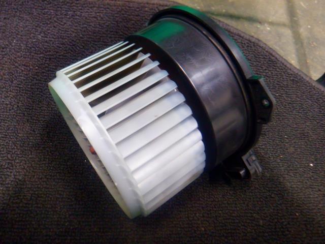 【中古】中古部品 タント L375S ヒーターブロアモーター 【3340140100-00002404476...