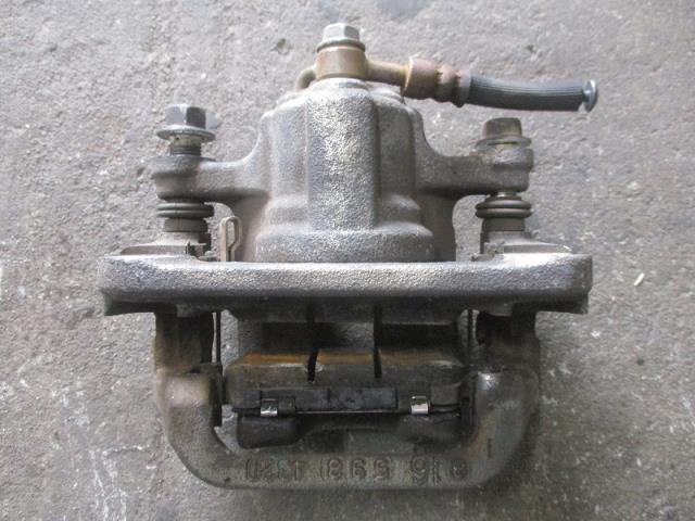 【中古】中古部品 エクストレイル T32 左リアキャリパー 【3500080000-231115000144460】