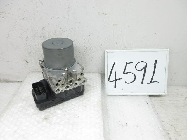 【中古】中古部品 クラウン GRS200 ABSアクチュエーター 【3500170000-240229503842500】