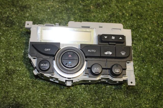 【中古】中古部品 ストリーム RN6 A/Cスイッチパネル 【3330950100-000030671060900】