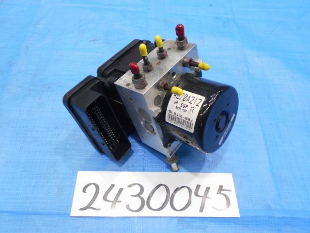 【中古】中古部品 ランサー CZ4A ABSアクチュエーター 【3310040100-000243004542500】