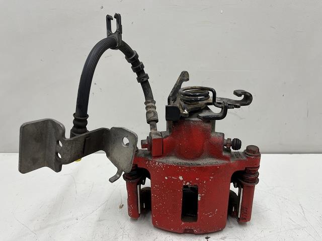 【中古】中古部品 フォード マスタング 1ZVHT82 左リアキャリパー 【3310070100-000090755644460】