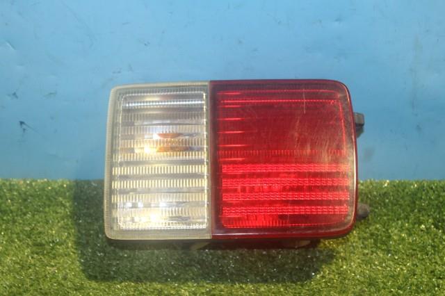 【中古】中古部品 スクラム DG64V 右テールランプ 【3330950100-000031541315500】