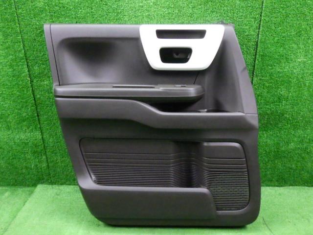 【中古】中古部品 N－BOX JF4 左フロントドアトリム 【3330250100-000000861413250】